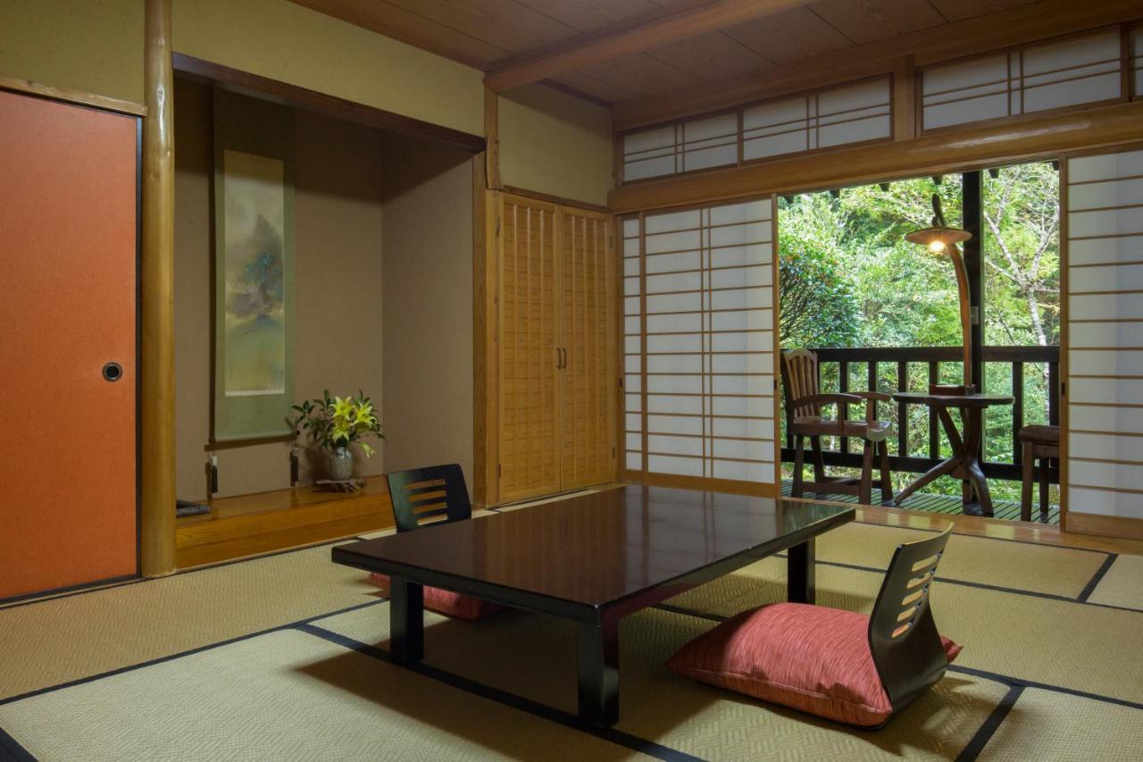 Hotel Kurokawa Onsen Oku No Yu Minamioguni Zewnętrze zdjęcie