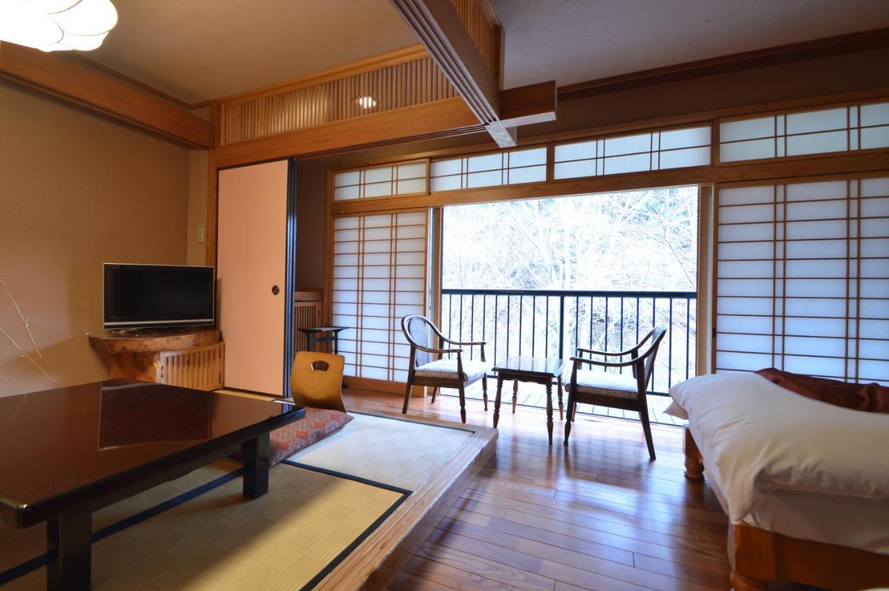 Hotel Kurokawa Onsen Oku No Yu Minamioguni Zewnętrze zdjęcie
