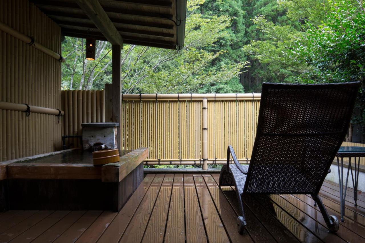 Hotel Kurokawa Onsen Oku No Yu Minamioguni Zewnętrze zdjęcie