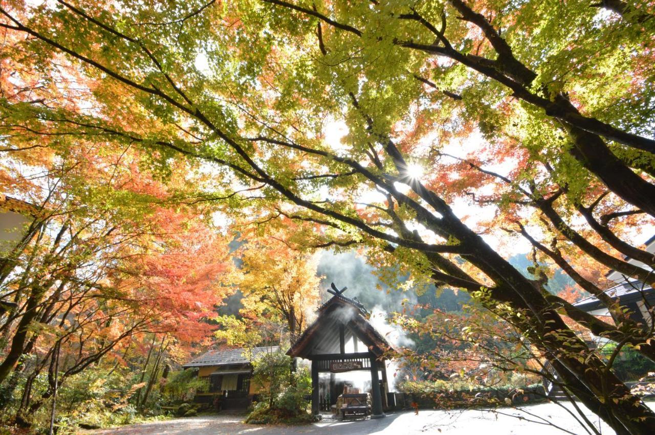 Hotel Kurokawa Onsen Oku No Yu Minamioguni Zewnętrze zdjęcie